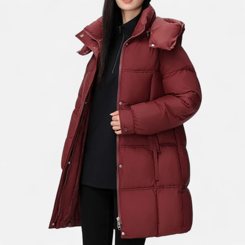 Ariste | Manteau matelassé à capuche mi-long pour femme
