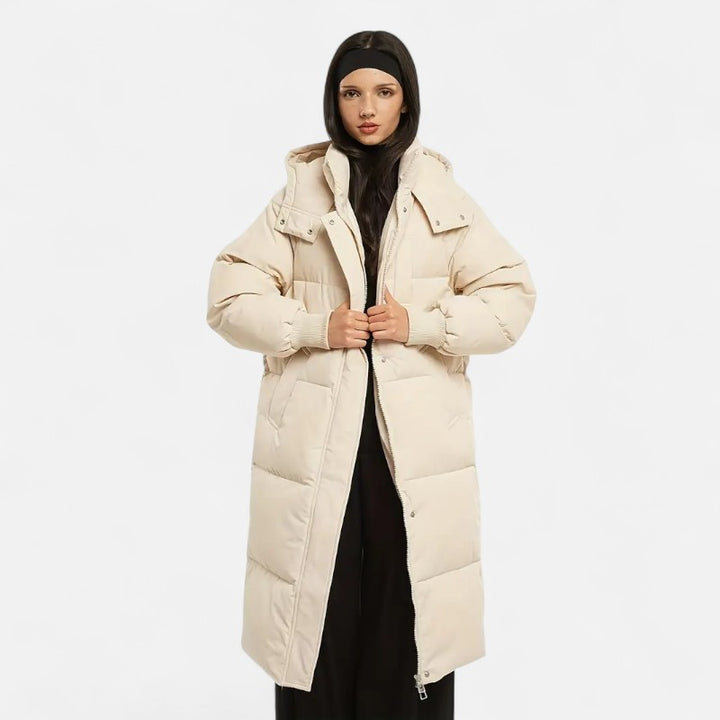 Ariste | Doudoune longue classique à capuche pour femme