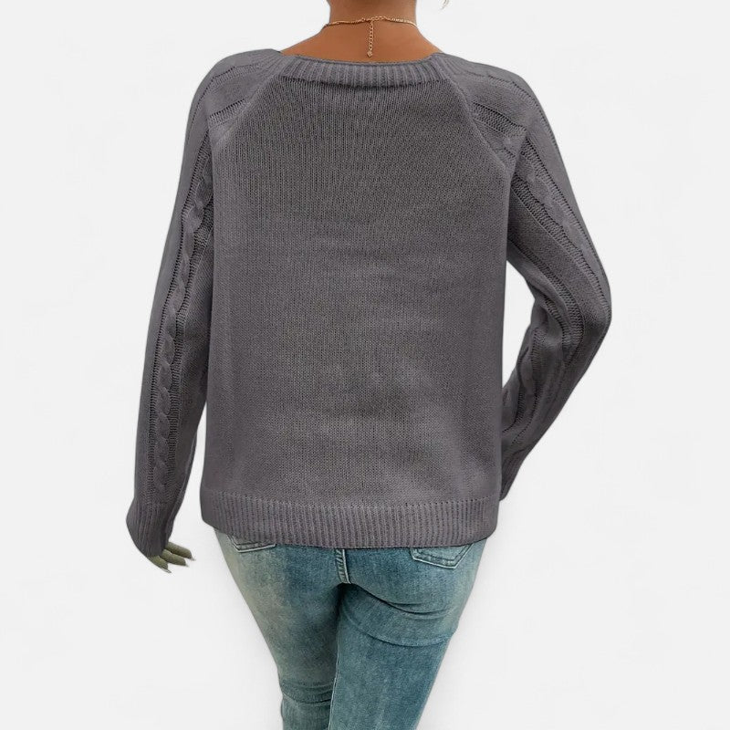 Ariste | Pull Femme en Maille Torsadée – Encolure Carrée Boutonnée & Manches Chauve‑Souris – Coupe Confort
