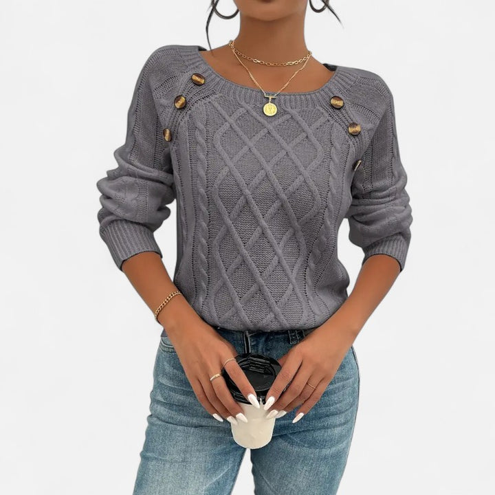 Ariste | Pull Femme en Maille Torsadée – Encolure Carrée Boutonnée & Manches Chauve‑Souris – Coupe Confort