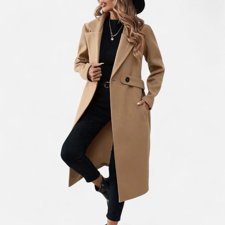 Ariste | Manteau long élégant en tweed noir avec ceinture ajustable pour femme