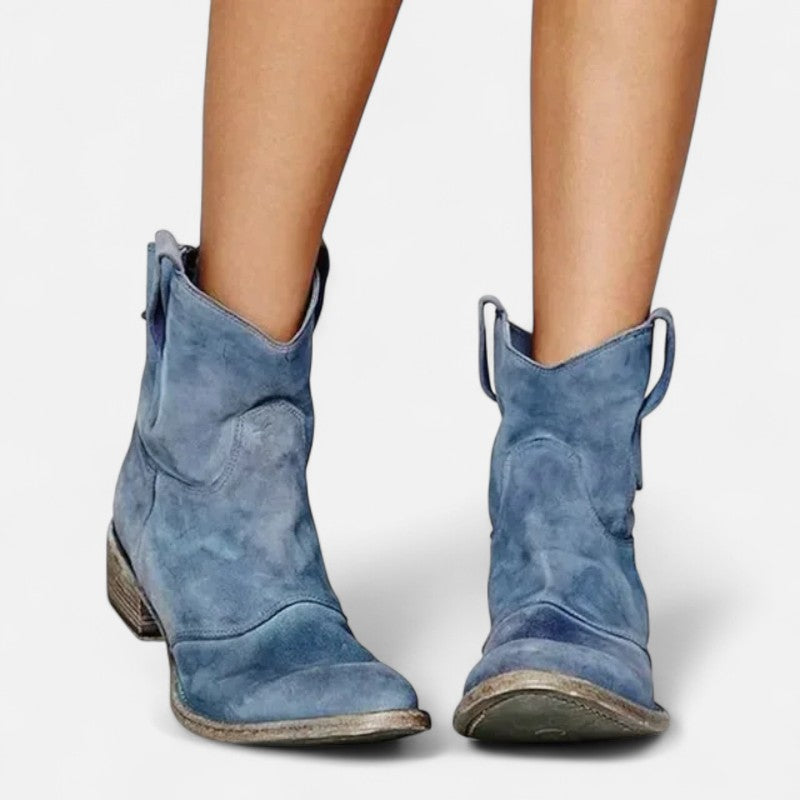 Ariste | Bottines vintage style cowboy avec détails brodés et talon bas