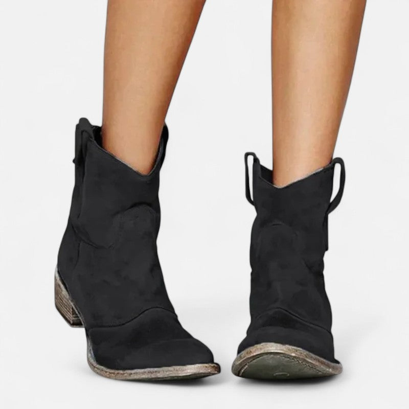 Ariste | Bottines vintage style cowboy avec détails brodés et talon bas