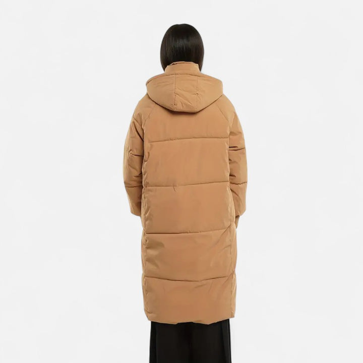 Ariste | Doudoune longue classique à capuche pour femme
