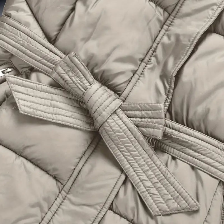 Ariste | Manteau d'hiver mi-long pour femme avec capuche en fausse fourrure