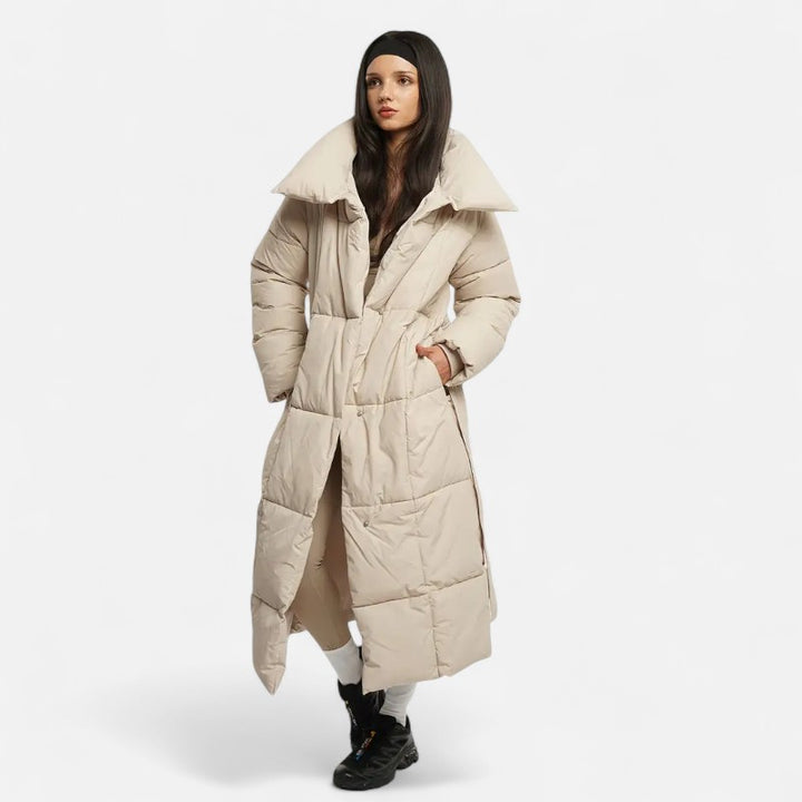 Ariste | Doudoune longue ceinturée avec col large pour femme